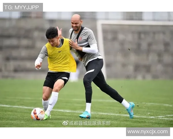 深圳足球队在联合会杯中的默契配合与战术执行分析